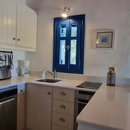 Kalliopi Paros Ambelas